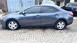 Toyota Corolla 2015 Gray