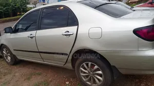 Toyota Corolla 2004 Silver