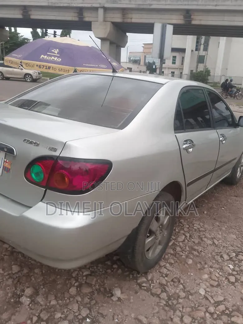 Toyota Corolla 2004 Silver