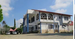 6bdrm House in Gwarinpa, Life Camp for sale