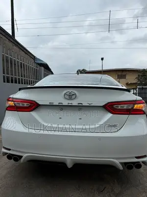 Toyota Camry XSE (2.5L 4cyl 8A) 2019 White