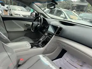 Toyota Venza 2012 Gray