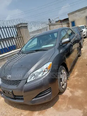 Toyota Matrix 2010 Gray