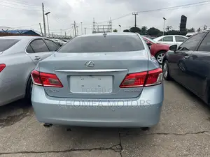 Lexus ES 2012