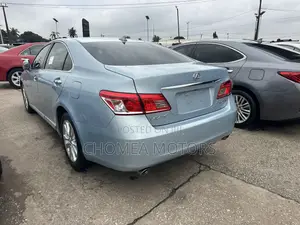 Lexus ES 2012