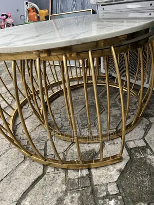 2 in 1 Mable Top Centre Table