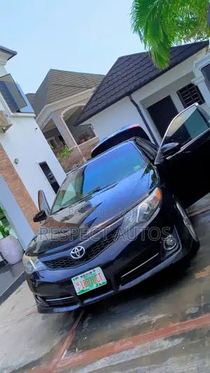 Toyota Camry 2013 Black