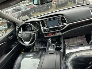 Toyota Highlander 2018 Black