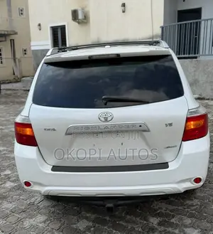 Toyota Highlander 2008 White