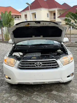 Toyota Highlander 2010 White