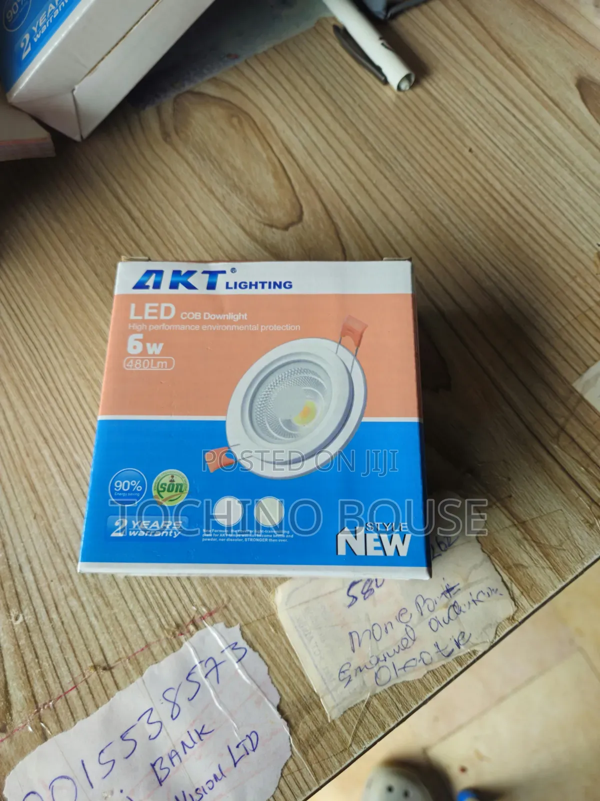 6watts AkT Glass