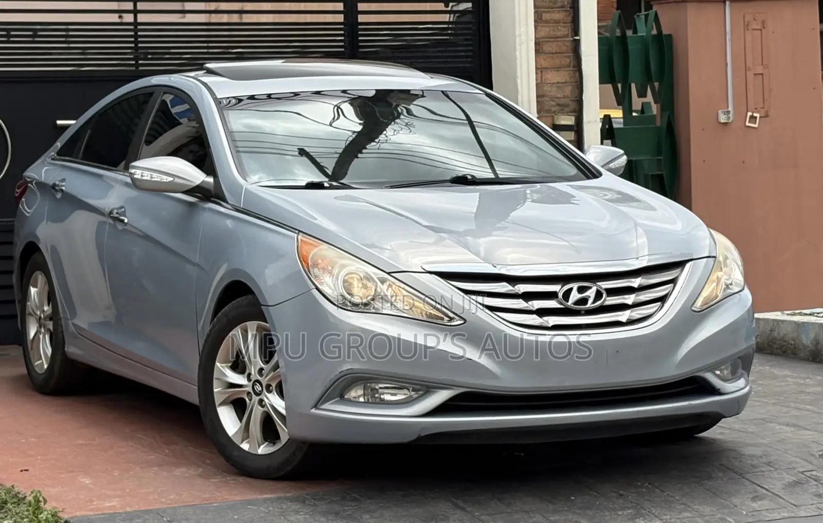 Hyundai Sonata 2012 Blue
