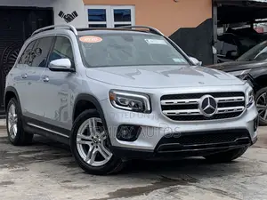 Mercedes-Benz GLB-Class GLB 250 4MATIC 2020 Silver