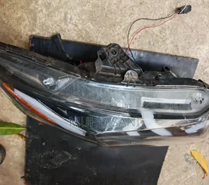 Passengers Side Civic 013 Headlight