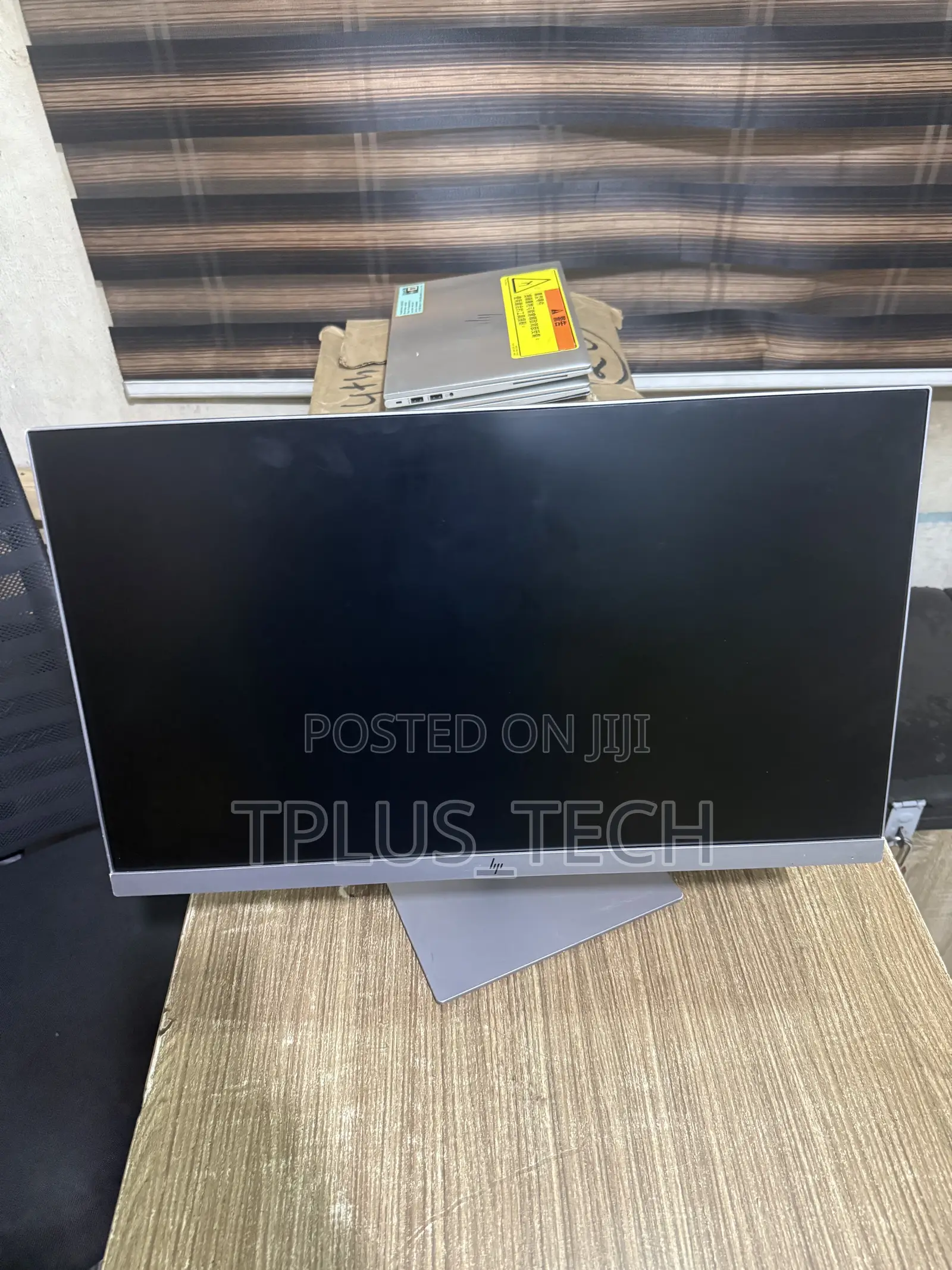 HP 24 Display Monitor