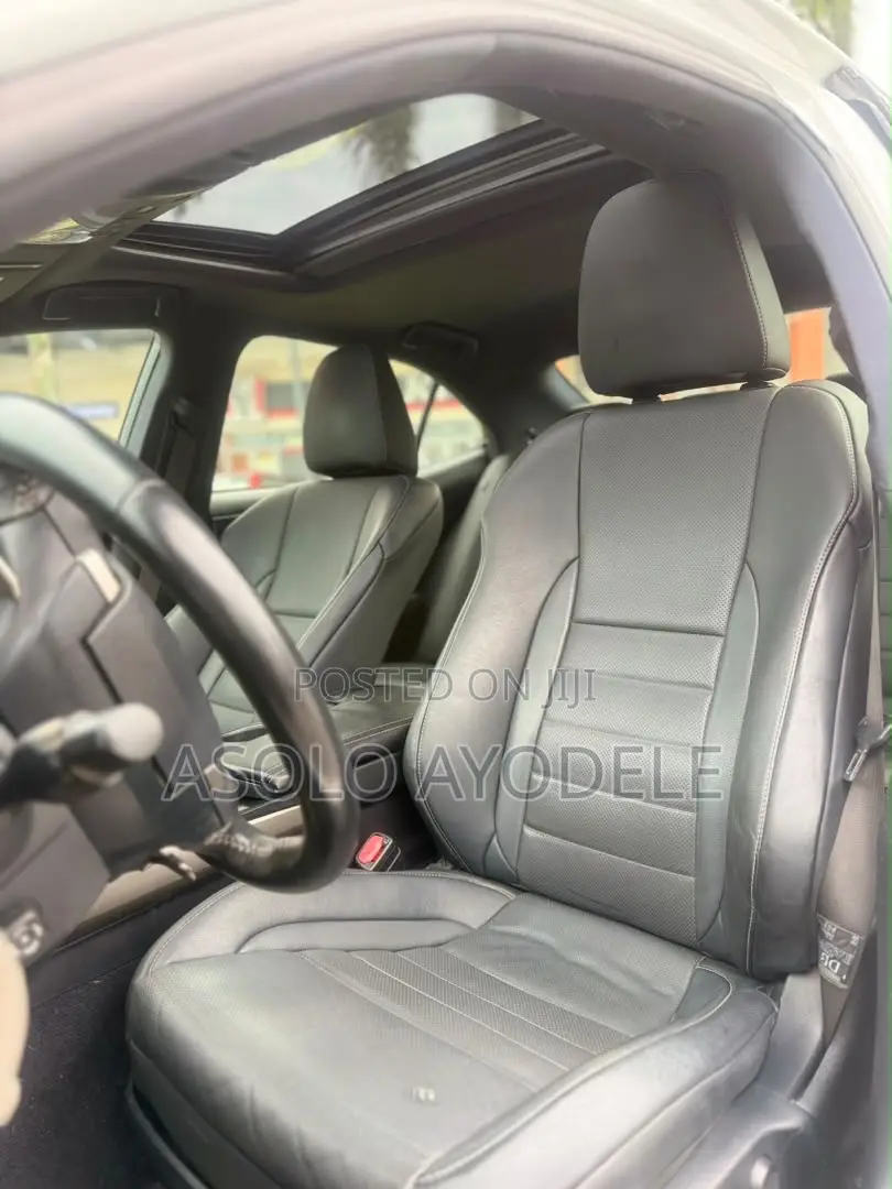 Lexus IS 350 AWD 2014 White