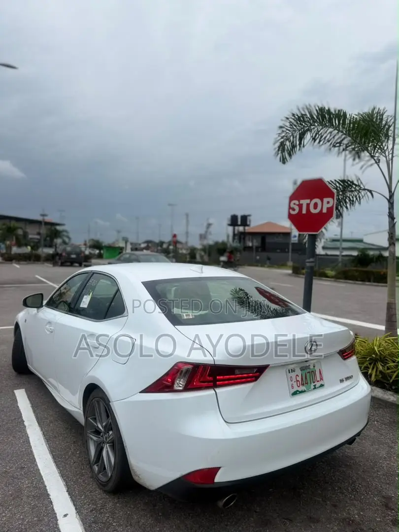 Lexus IS 350 AWD 2014 White
