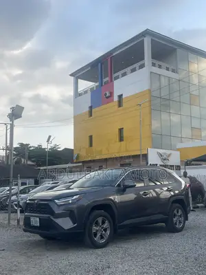 Toyota RAV4 2024 Gray