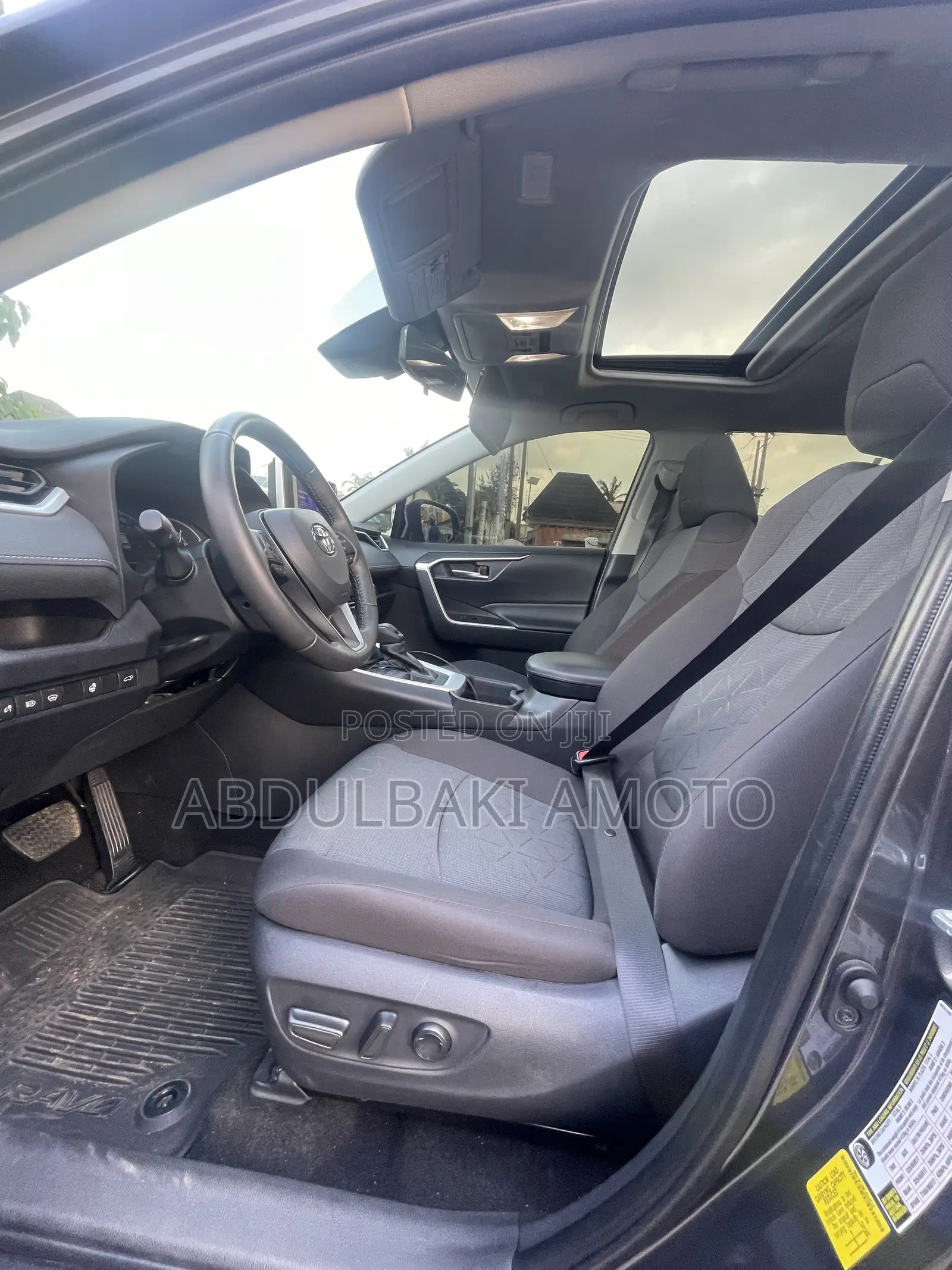 Toyota RAV4 2024 Gray