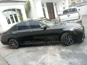 Mercedes-Benz E350 2021 Black
