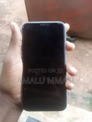 Apple iPhone 11 64 GB Purple