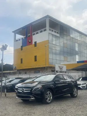 Mercedes-Benz GLA-Class 2016 Black