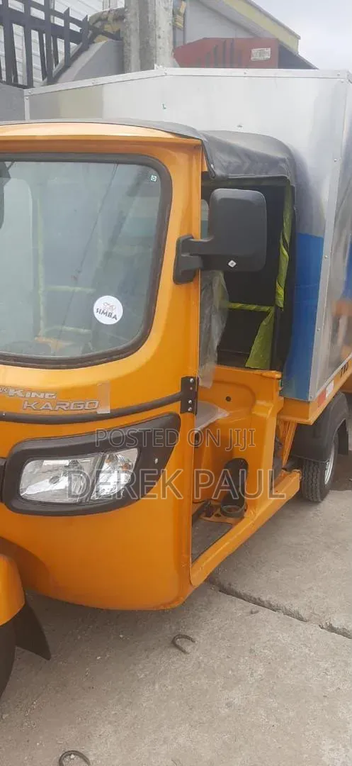 New TVS King Cargo 2016 Yellow