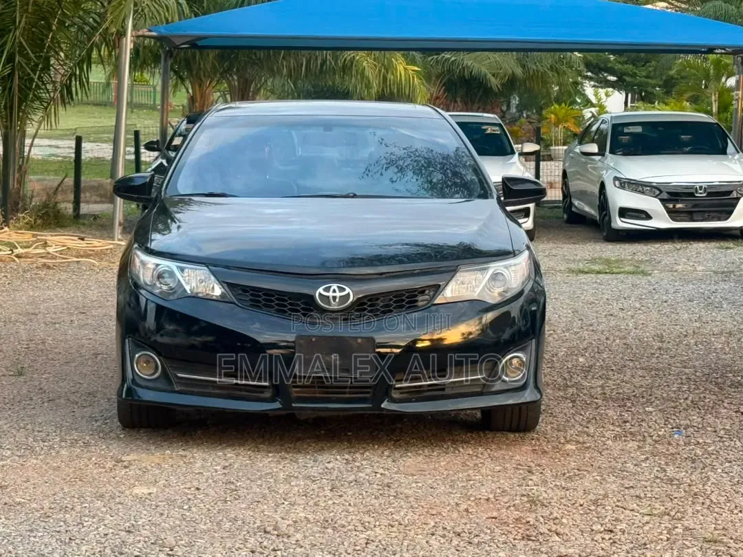 Toyota Camry 2012 Black