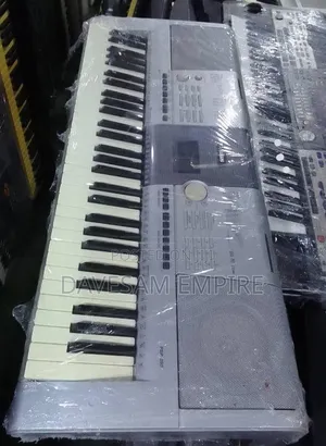 Supper Clean Direct UK Used Original Yamaha PSR 295 Keyboard