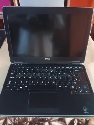 Laptop Dell Vostro 3300 4GB Intel Core i3 HDD 500GB