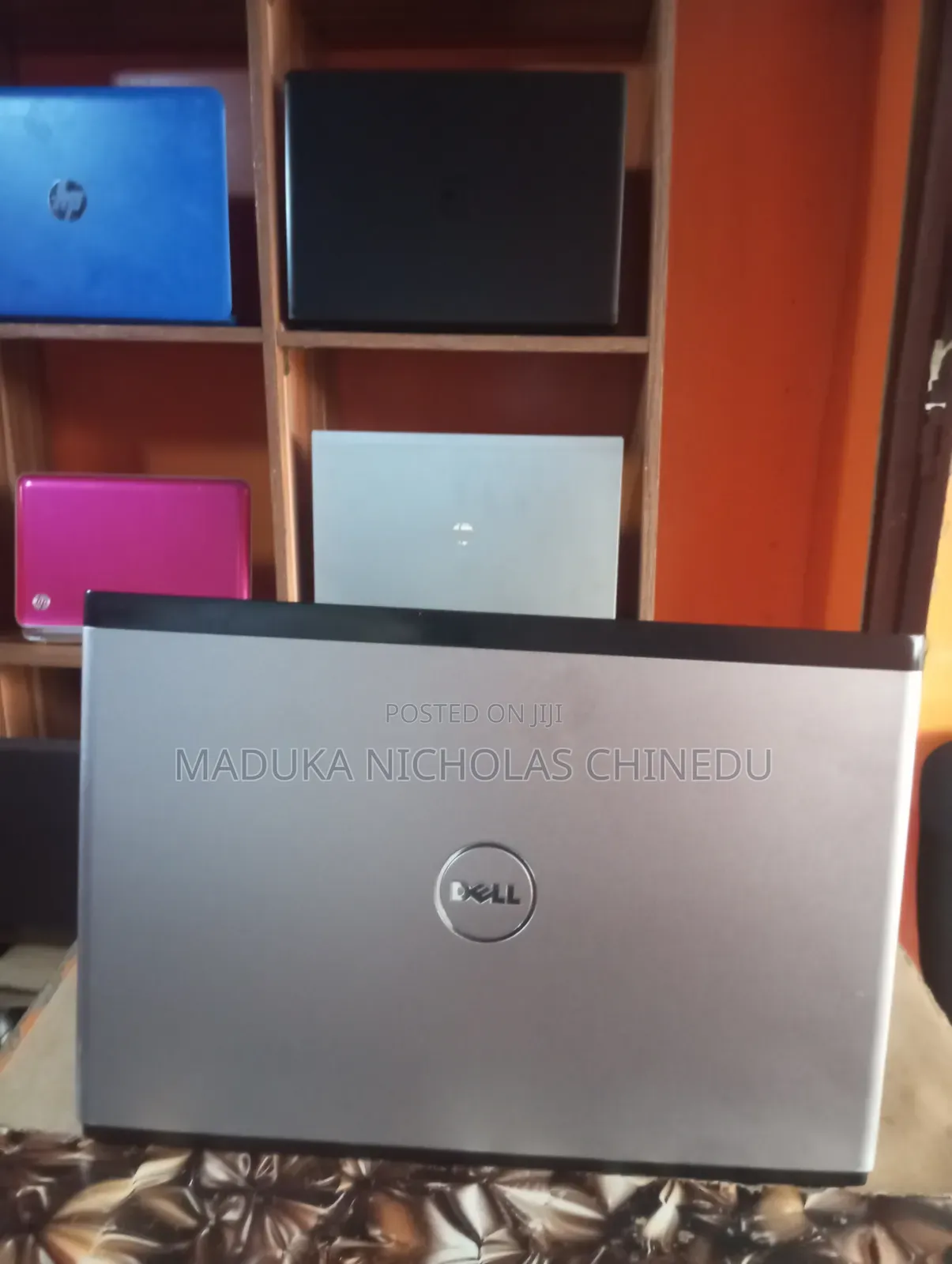 Laptop Dell Vostro 3300 4GB Intel Core i3 HDD 500GB