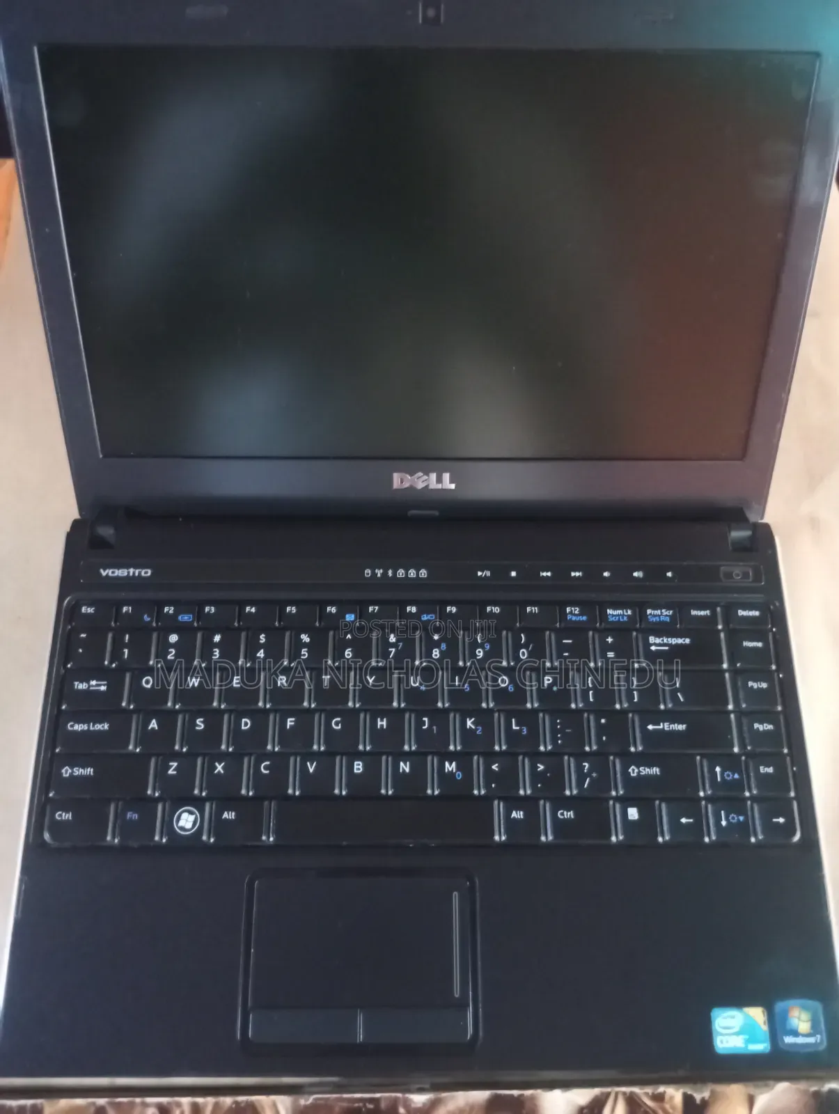 Laptop Dell Vostro 3300 4GB Intel Core i3 HDD 500GB