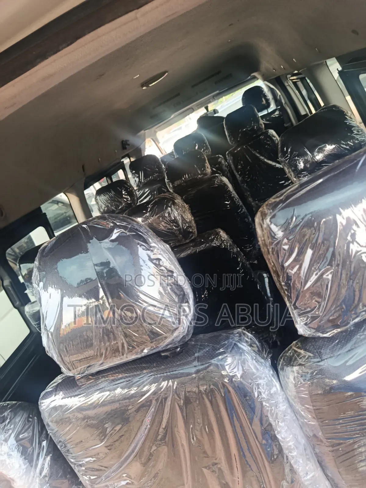 Toyota HiAce 2013 White