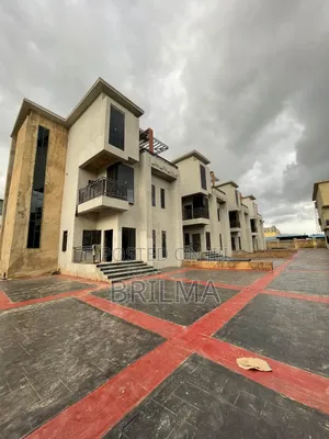 4bdrm Duplex in Kado for sale
