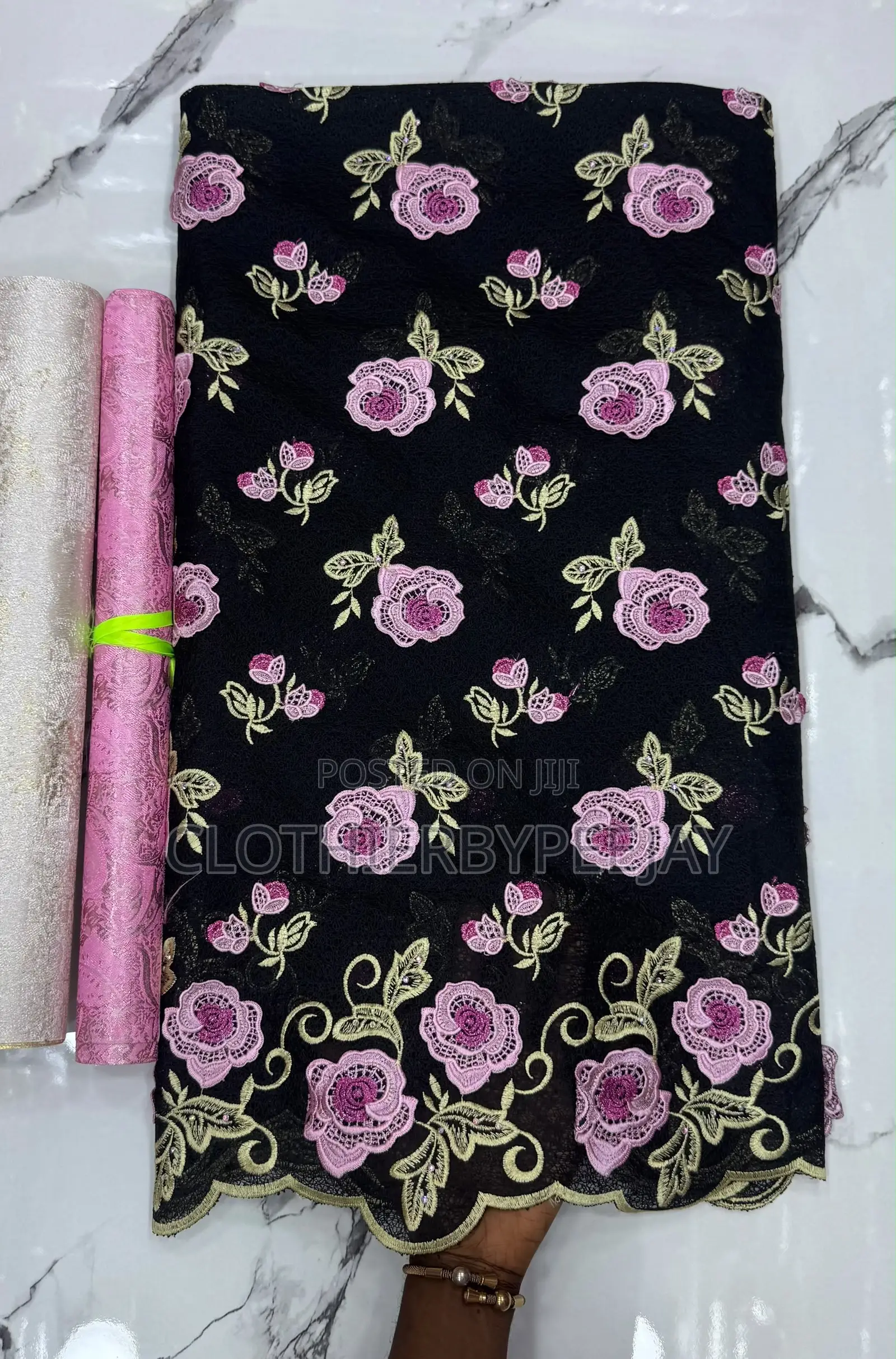 Mesh Appliqué Lace