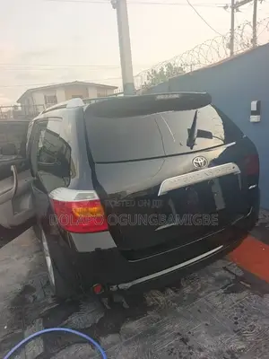 Toyota Highlander Limited 2010 Black