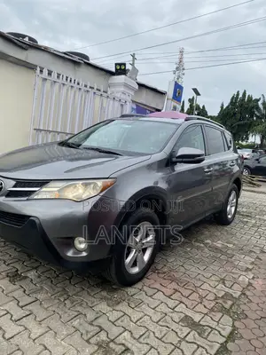 Toyota RAV4 2014 Gray