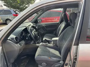 Toyota RAV4 Automatic 2004 Silver