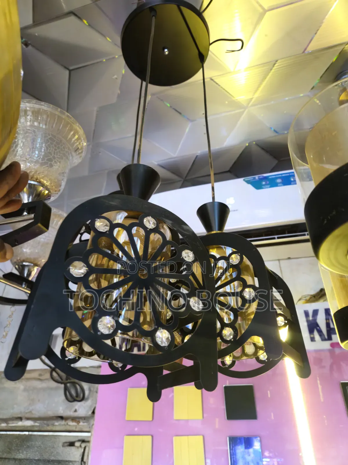 3 in One Dropping Bulb Chandelier
