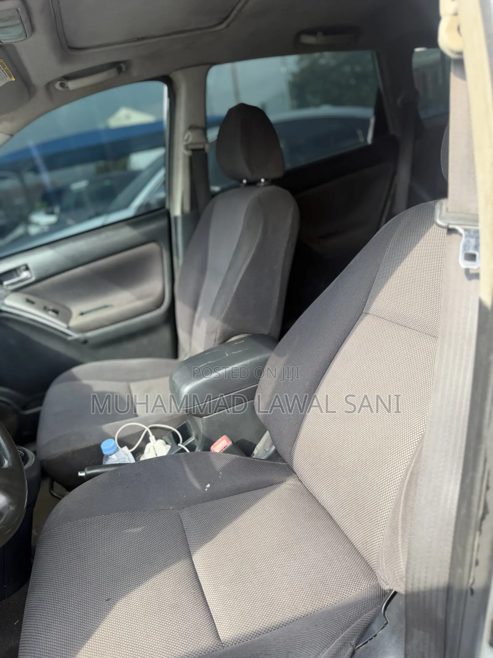 Toyota Matrix 2004 Silver