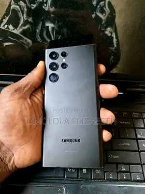 Samsung Galaxy S22 Ultra 256 GB Gray