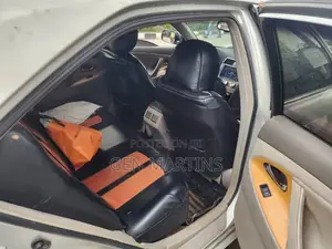 Toyota Camry 2011
