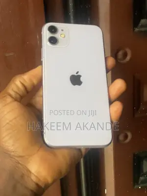 Apple iPhone 11 64 GB Purple