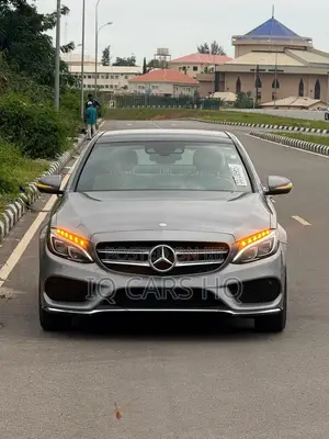 Mercedes-Benz C400 4Matic AWD Sedan (3.0L V6 7A) 2015 Gray