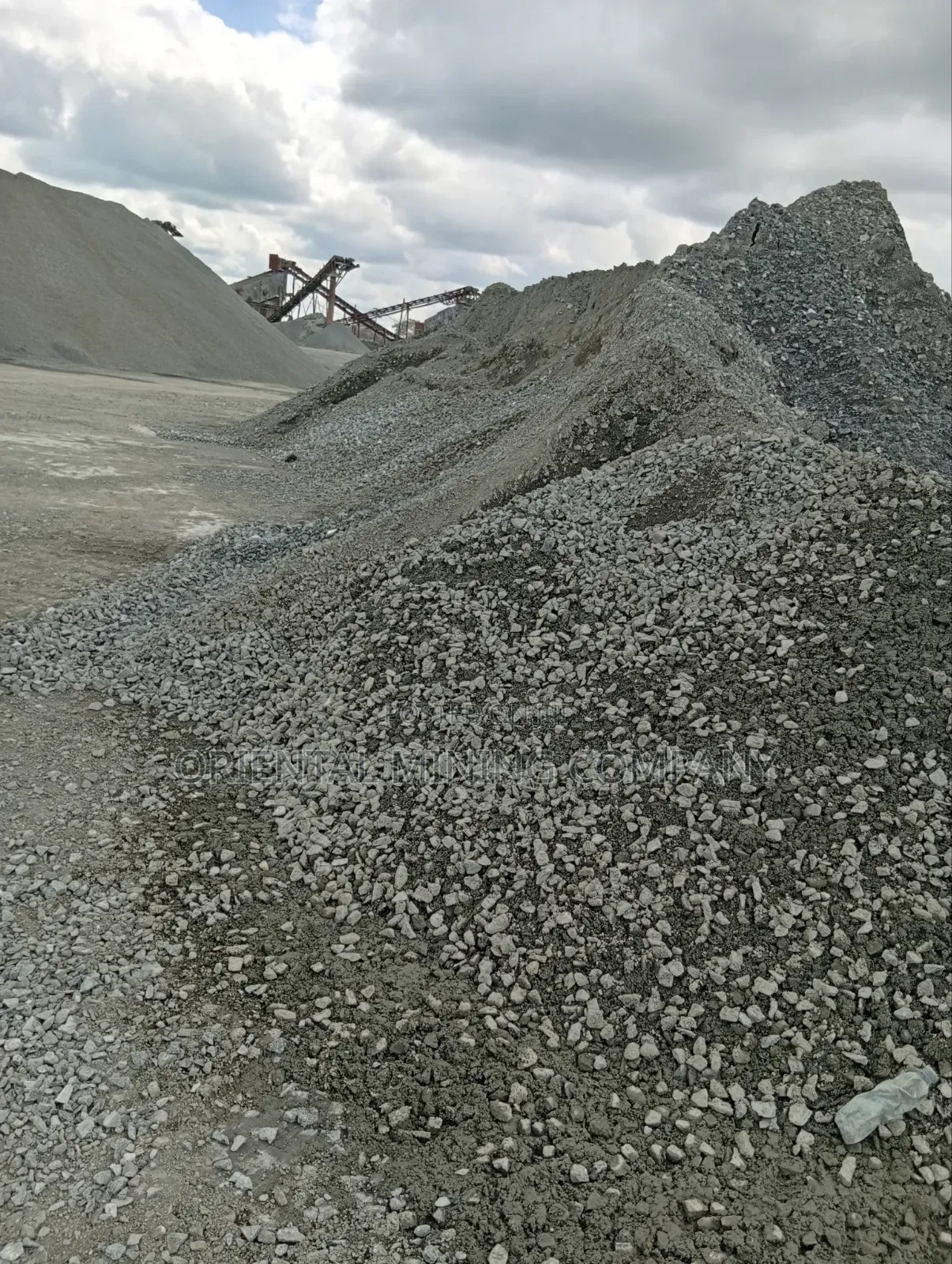 Premium Construction Granite and Iron Chippings (3/4", 1" Bulk Sizes