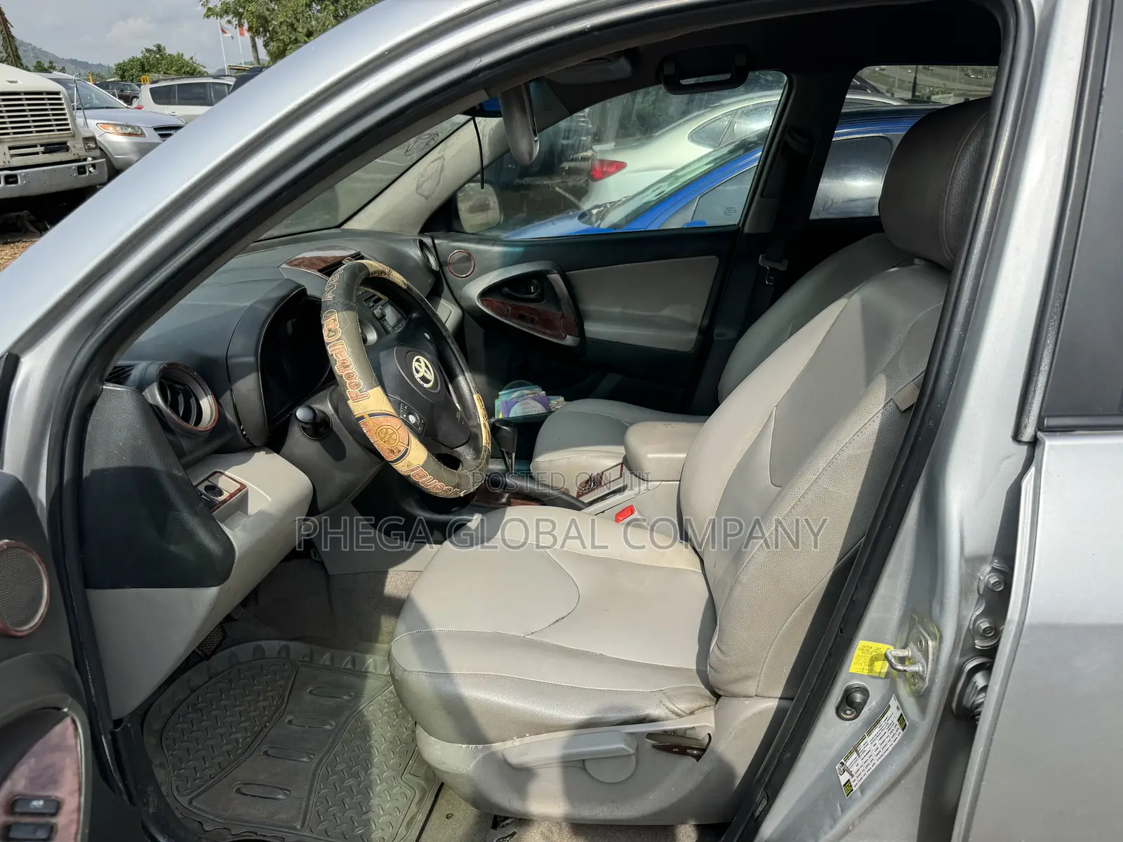 Toyota RAV4 2012 Silver
