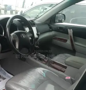 Toyota Highlander 2012 Black