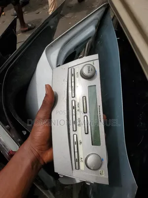 Complete Radio for 2.7 Camry 2007