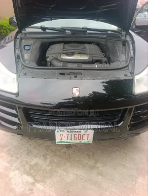 Porsche Cayenne Tiptronic 2010 Black