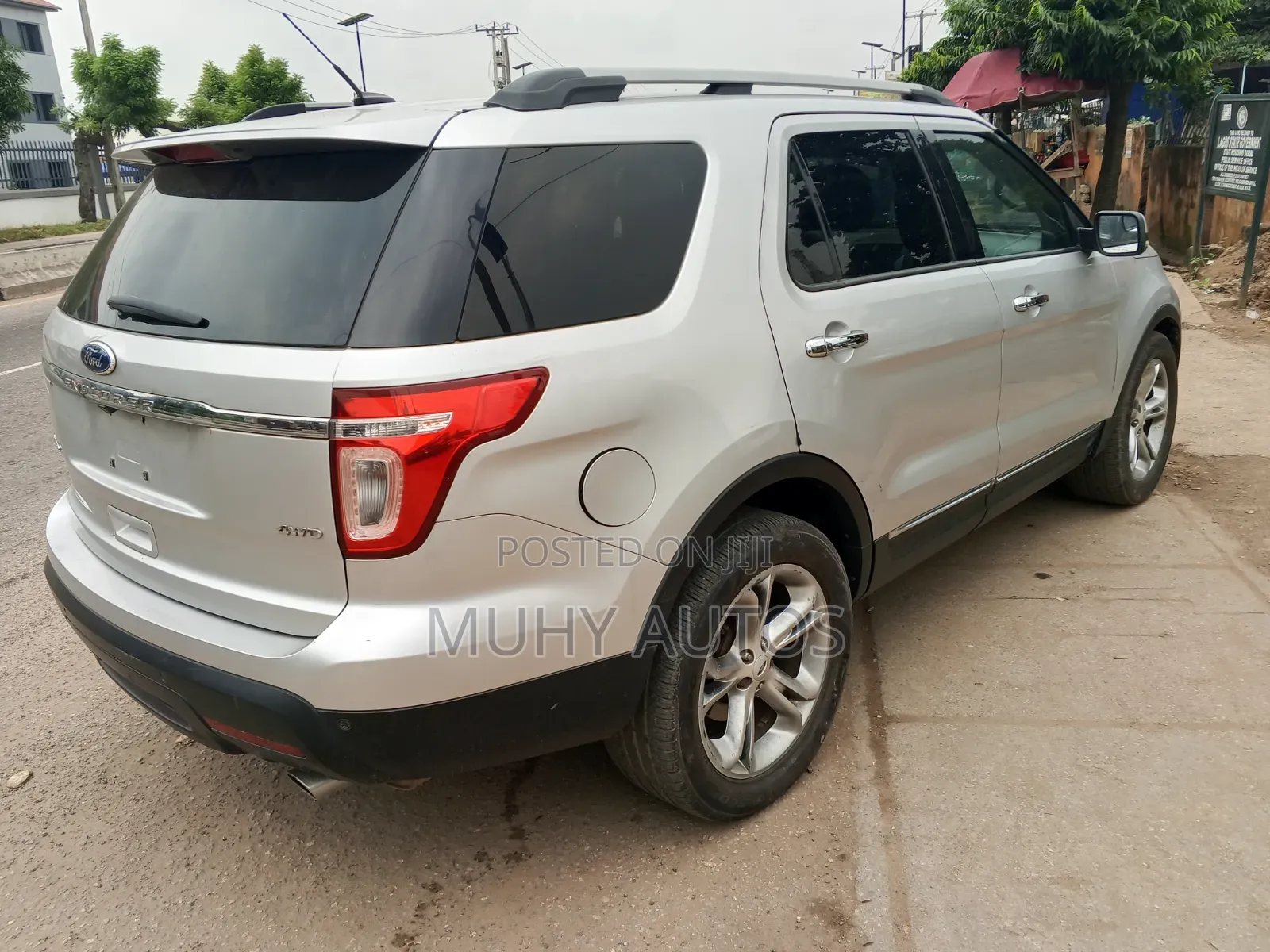 Ford Edge 2012 Silver